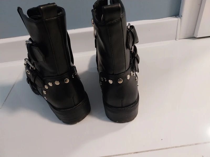 Nowe włoskie botki biker – rozmiar 38