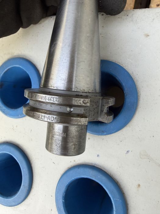 Uchwyt, Oprawka frezarska SK40 M16 44 L E25