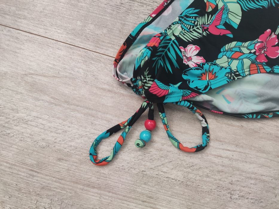 Kolorowe figi damskie 42 XL do stroju kąpielowego