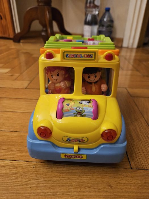 Edukacyjna zabawka - INTERAKTYWNY autobus szkolny
