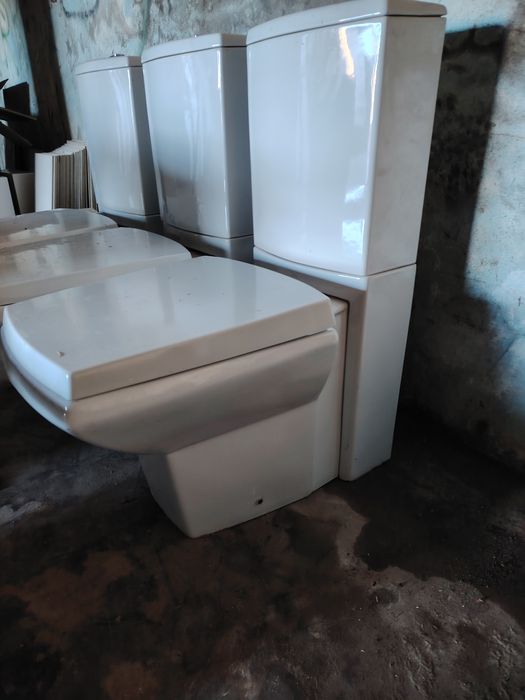 Sanitas e bidés Sanidusa