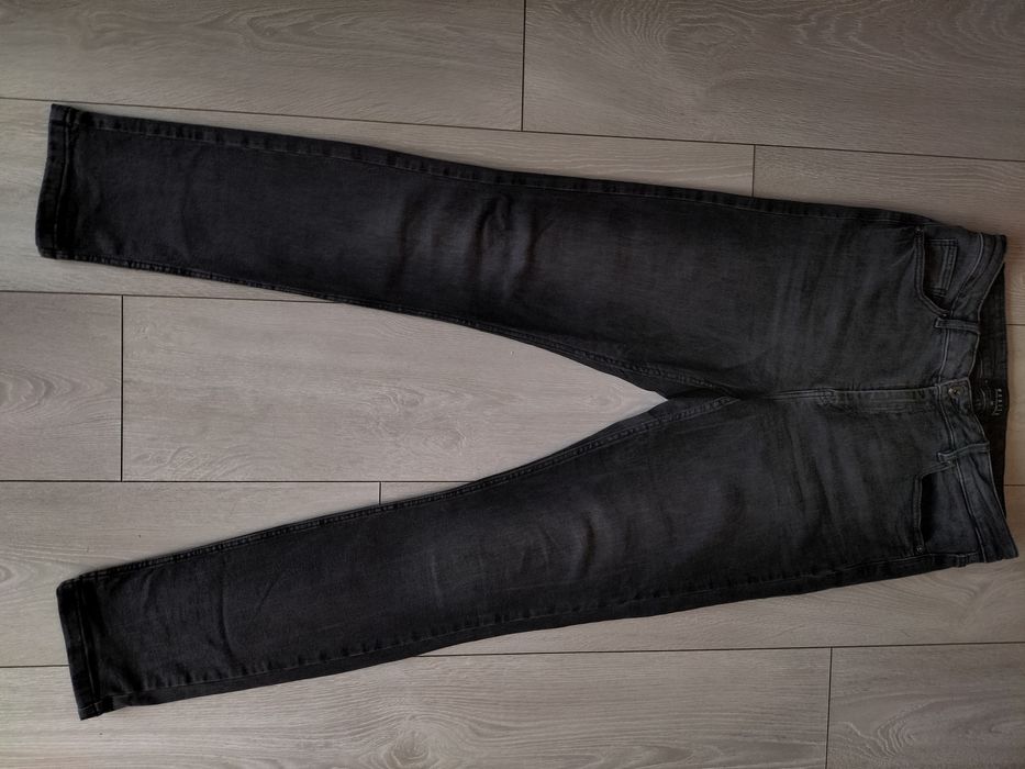 Jeansy MOHITO elastyczne dżinsy jeans 38 L czarne