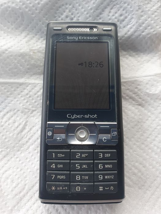 Соні єріксон К 800 Робочій.