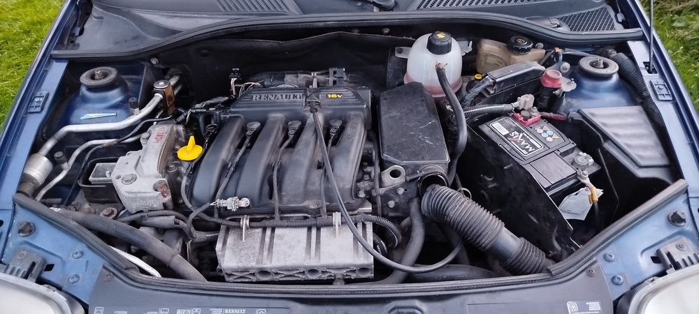 Renault Clio 2 Phase 1 1.6 16V Wersja RXi