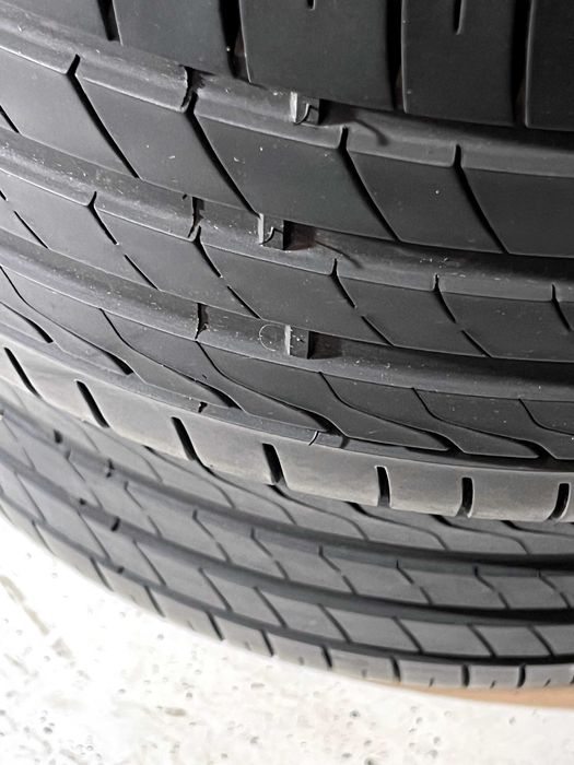 Pneus Minerva Radial F205 - 275/30/20 - Como NOVOS