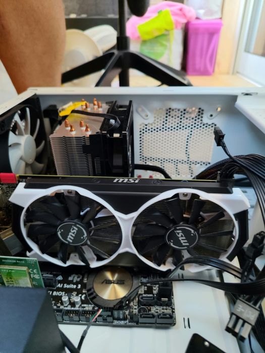 PC Completo Personalizado + Monitor + Periféricos