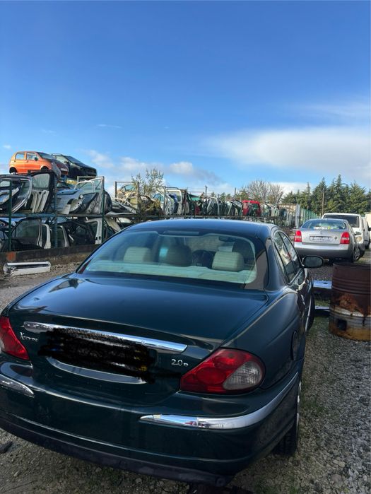 Jaguar S-type e X-type para peças