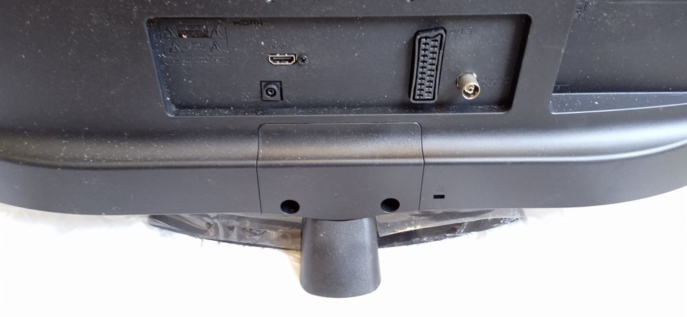 TV LG 24pol nunca utilizada