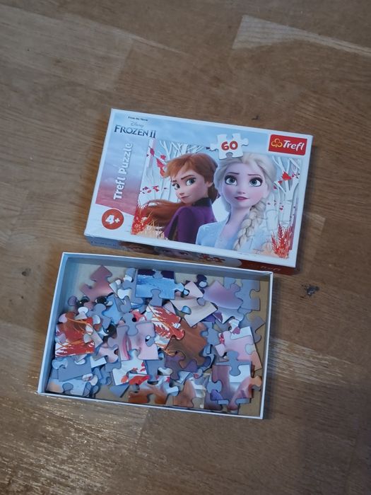 Puzzle Frozen 2 stan bdb