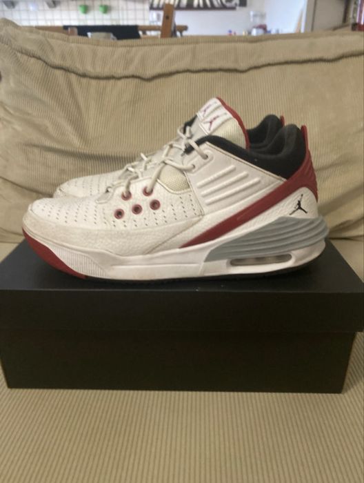 Buty nike jordan max aura 5