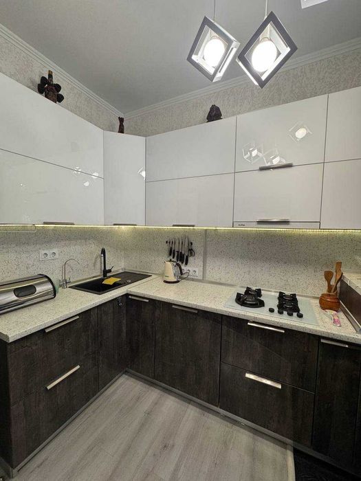 Продам дворівневу квартиру в центрі з АГВ | 112 м² | вул. Канатна