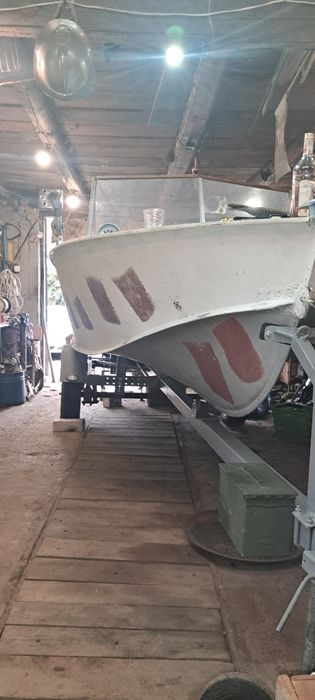 Продам лодку прогрес 4