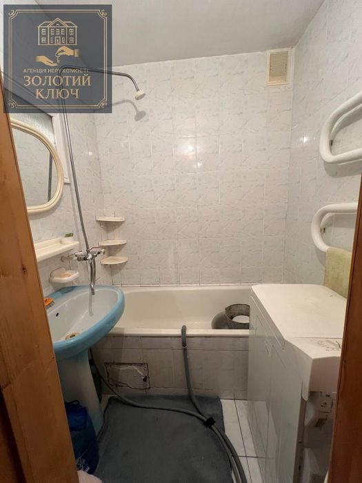 Продаж 4к квартири Студенський бульвар з АГВ .Без боргів!!!