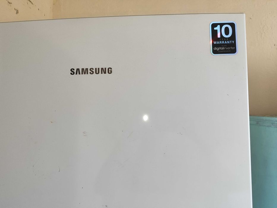 Продам холодильник Samsung