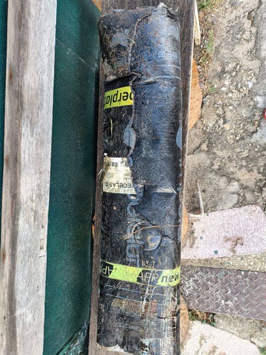 Rolo de Tela Moterplas mineral vermelha