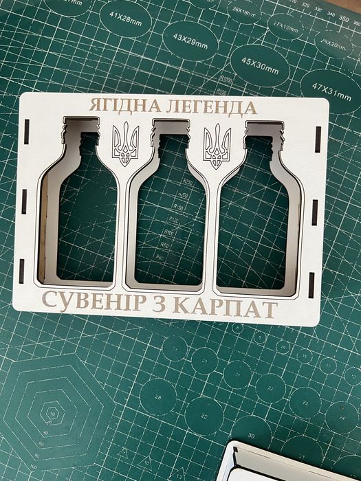 Послуги ЧПУ лазерної різки та гравіювання