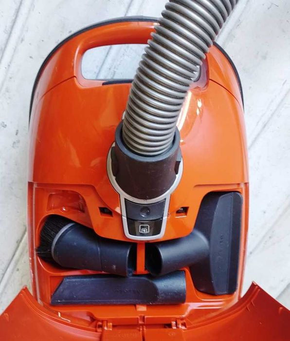Odkurzacz Miele model  S8  moc 2200W gwarancja