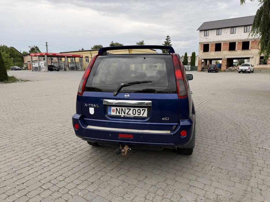 Nissan X trail 2.2 механіка 6 ступка