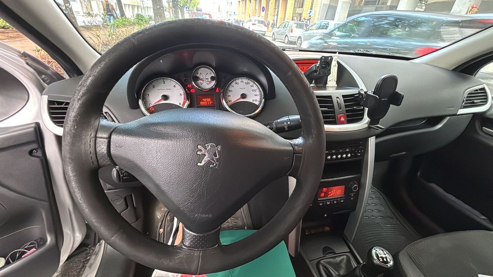 Peugeot 207 HDI ALLURE