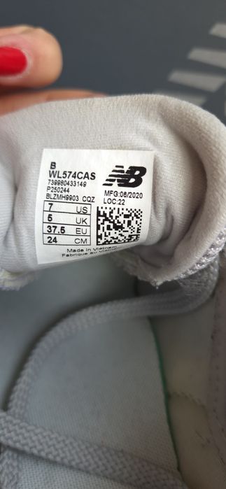 Sapatilhas New Balance cinza – como novas