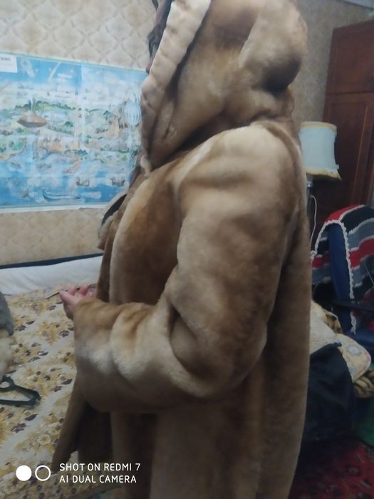 Шубы из нат меха от 750 грн