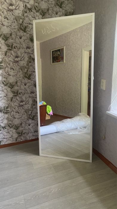 Велике Настінне Деркало LOFT. Підлогове з ніжкою дзеркало в рамі