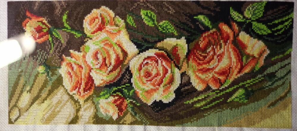 Вышивка крестом "Розы"