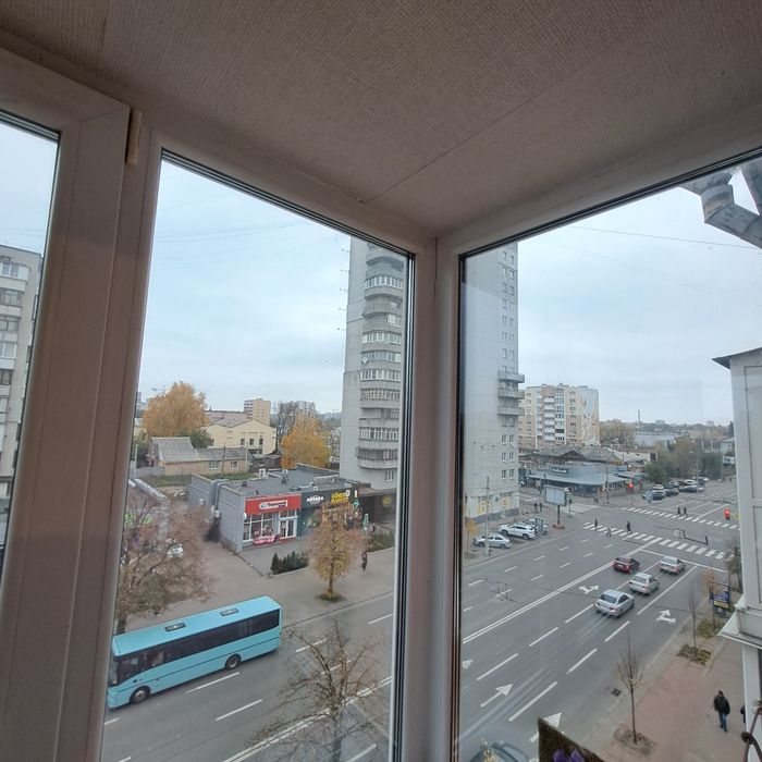 Продаж 1-кім.кв Центр Ремонт Меблі Техніка