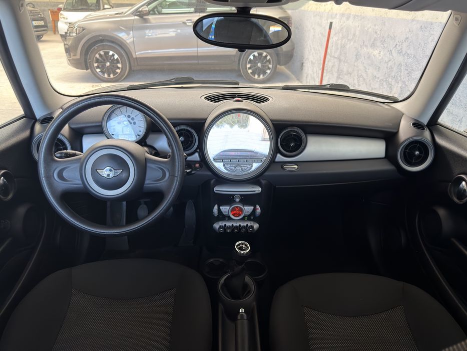 Mini One 1.4i 95cv - Desde 129€ Mês
