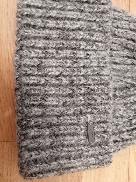 4f gruba zimowa czapka damska nowa bez metki