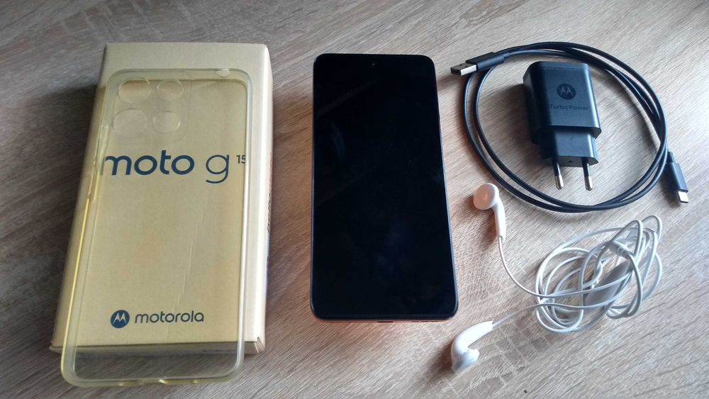 Motorola G15 8/128 GB Pomarańczowy
