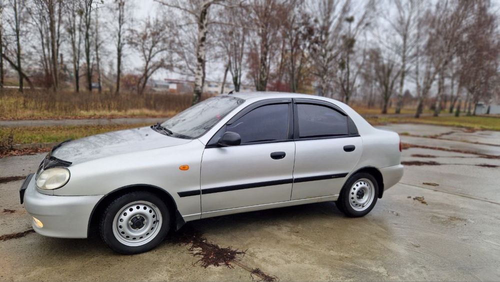 Део Ланос 1,5, газ бензин.