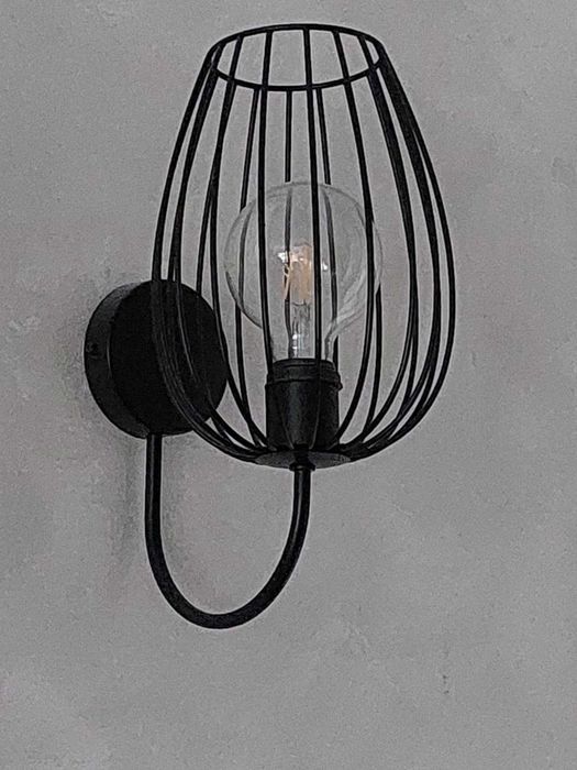 Kinkiet w stylu loft