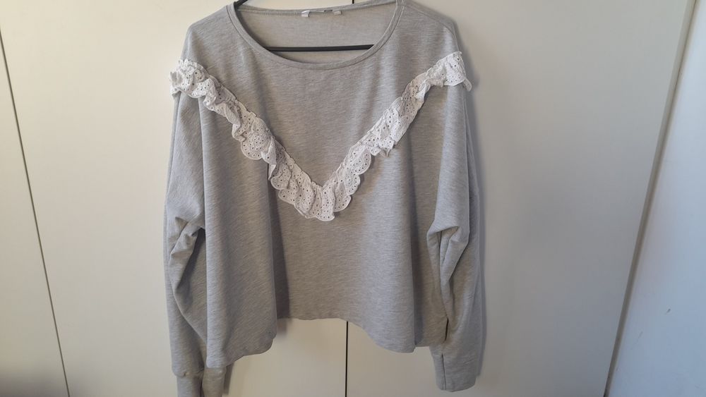 Bluza z koronką  22