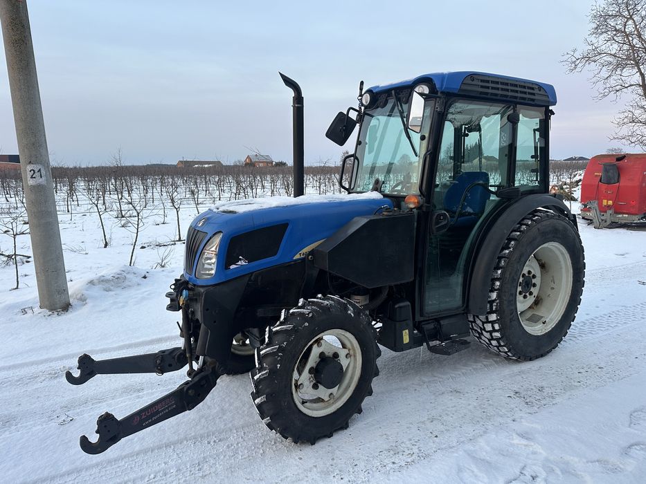 Ciągnik sadowniczy New Holland T4030N  TUZ  EHR