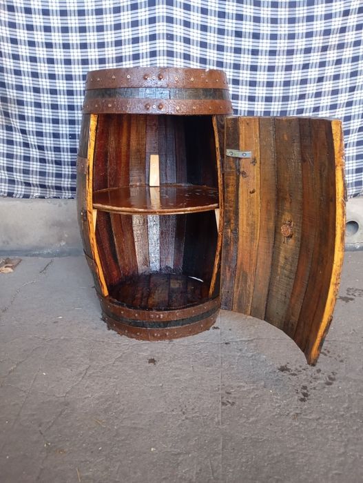 Vendo pipo bar muito bonito bom estado