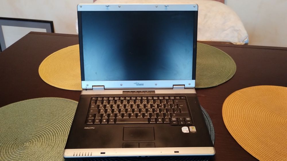 Fujitsu Siemens amilo pro