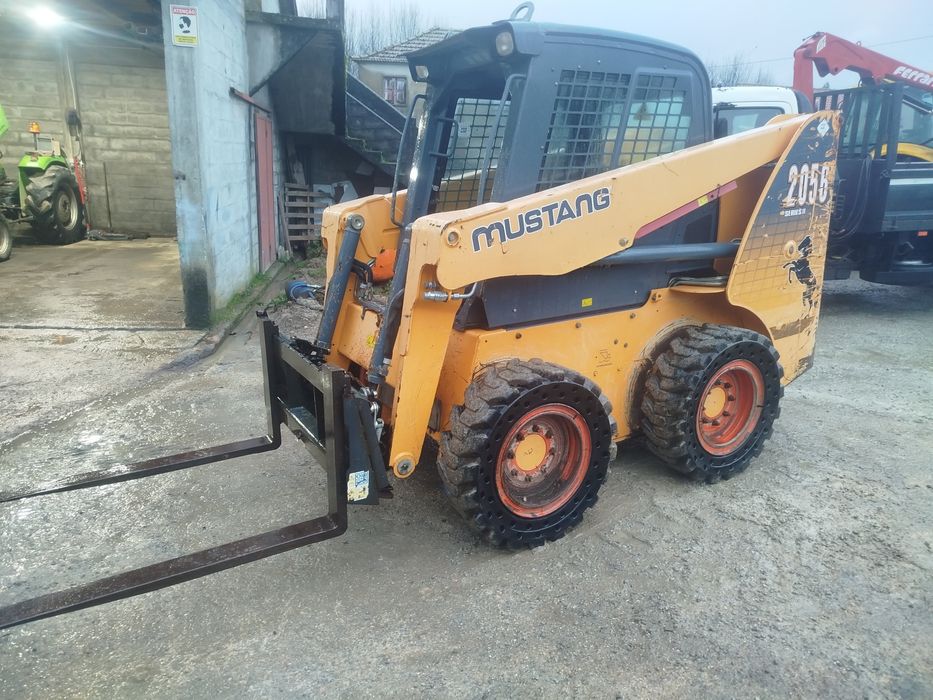 Bobcat Mustang de 2013 com 1900 h Motor Yanmar