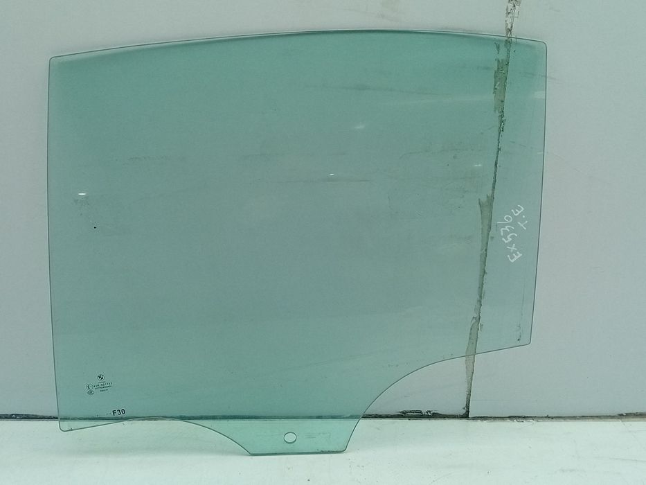 Vidro porta trás esquerdo BMW 3 (F30, F80)