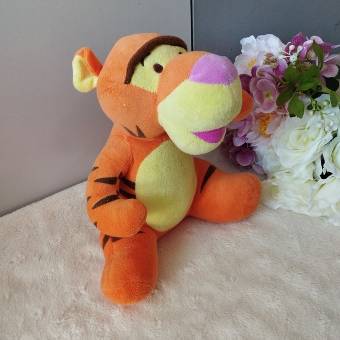 PLUSZAK Tygrysek Disney z KUBUSIA PUCHATKA – 25 cm
