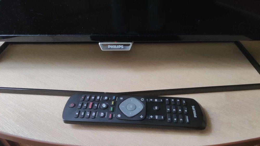 Телевізор рідкокристалічний PHILIPS 40#