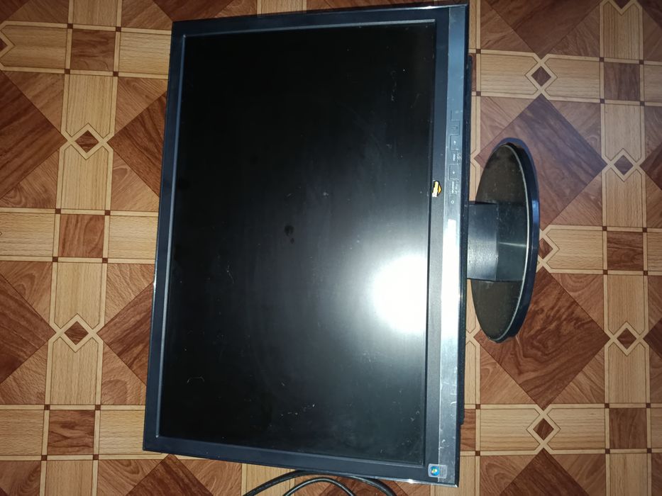 Монітор ASUS MW221