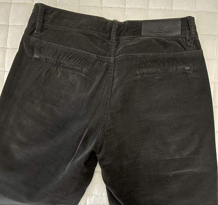 Calças de veludo cinzentas da Massimo Dutti, nº34
