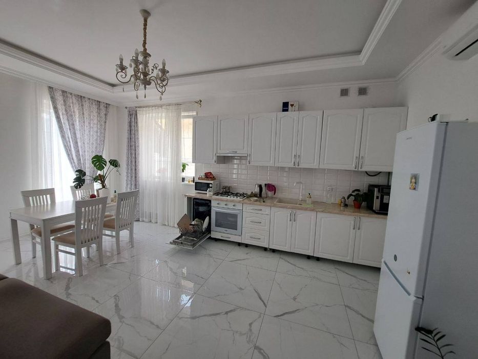 Ваша власна середземноморська історія-затишок, що починається з порога