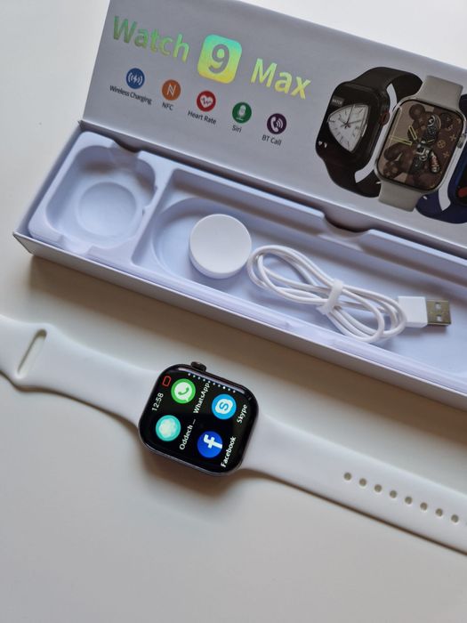 Smartwatch bialy