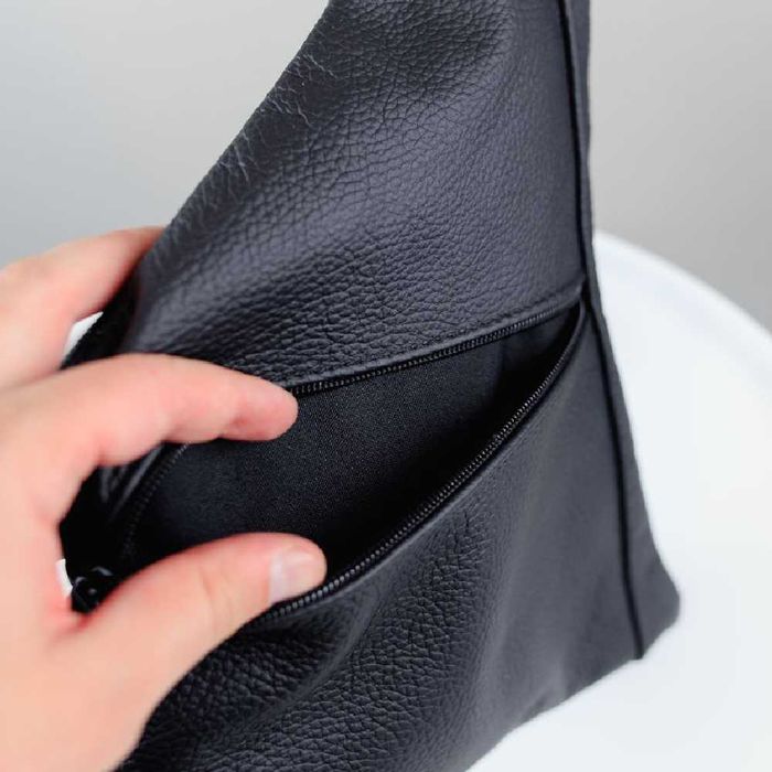 Чоловіча сумка з натуральної шкіри, сумка через плече чорна шкіряна