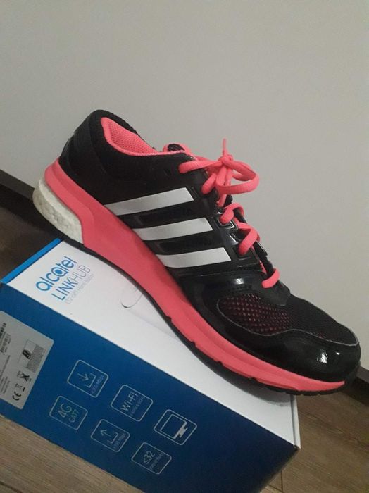 Sprzedam buty trenigowe adidas r40. 5