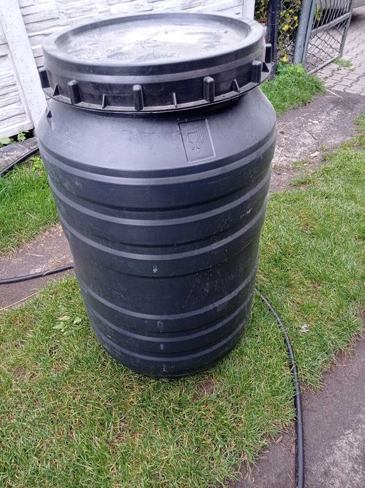 Beczki, zbiornik na deszczówkę,zboże,piasek,itp.