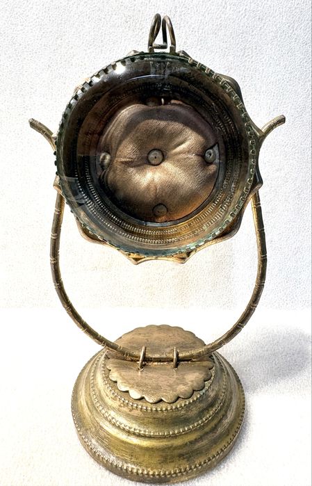 Magnífico antigo relicário / vitrine de relógio de bolso francês