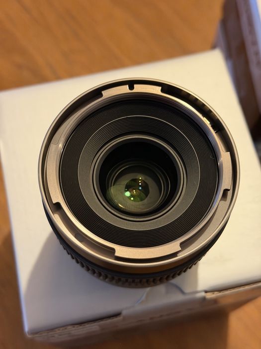 Samyang VAF 35mm 1.9 sony